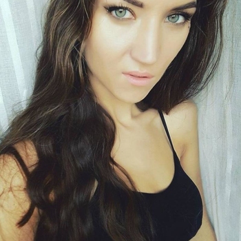 Mills (24) uit Eigenbrakel (Waals-Brabant) wilt afspreken voor sex