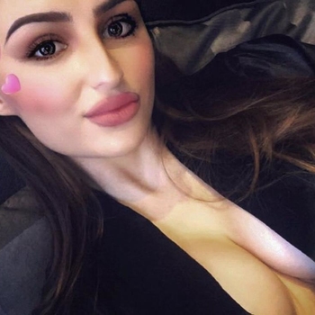 Shanka (25) uit Rotselaar (Vlaams-brabant) wilt afspreken voor sex