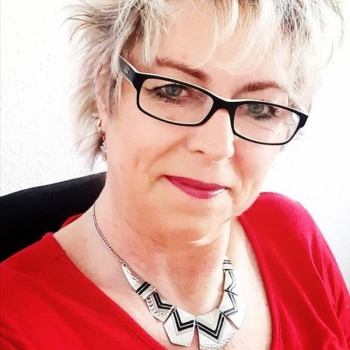 Saar_Lynn (64) uit Retie (Antwerpen) wilt afspreken voor sex