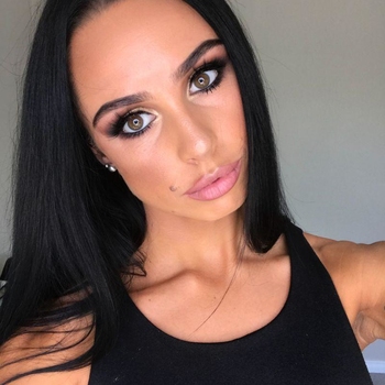 Lilithlove (27) uit Maasmechelen (Vlaams-Limburg) wilt afspreken voor sex