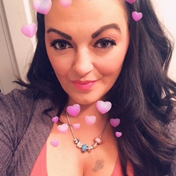 Kikkilove (47) uit Waver (Waals-Brabant) wilt afspreken voor sex