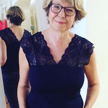 Halyna (65) uit Wingene (West-vlaanderen) wilt afspreken voor sex