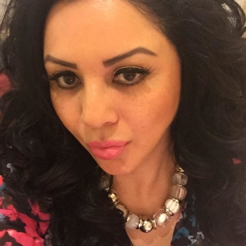 Imelda (37) uit Antwerpen