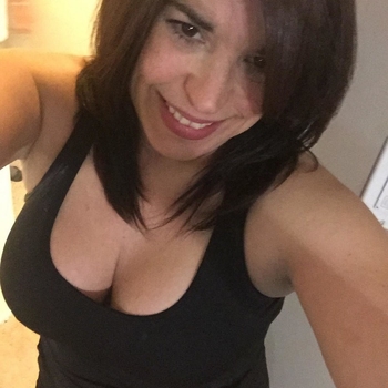 Astrid123 (53) uit Beringen (Vlaams-Limburg) wilt afspreken voor sex