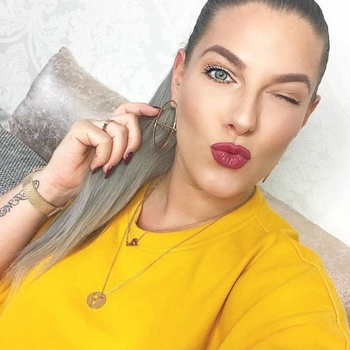 Abbii (36) uit Wuustwezel (Antwerpen) wilt afspreken voor sex