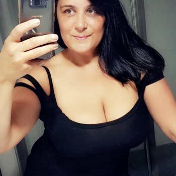 Wiktoria (47) uit Tongeren (Vlaams-Limburg) wilt afspreken voor sex