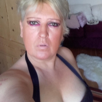 gabri (59) uit Geel (Antwerpen) wilt afspreken voor sex
