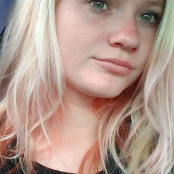 Nudiste (25) uit West-vlaanderen