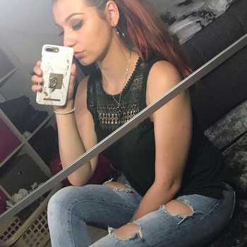 Selia (26) uit West-vlaanderen