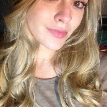 Karinxxx (26) uit Lint (Antwerpen) wilt afspreken voor sex