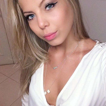 Joshuas (26) uit Haaltert (Oost-vlaanderen) wilt afspreken voor sex