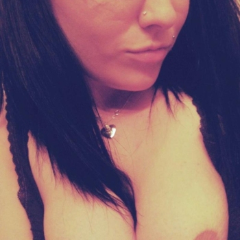 tratamy (33) uit Brussel (Het Brussels Hoofdst) wilt afspreken voor sex