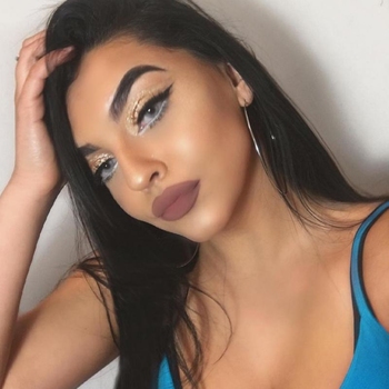 Nakedgrl (22) uit Willebroek (Antwerpen) wilt afspreken voor sex