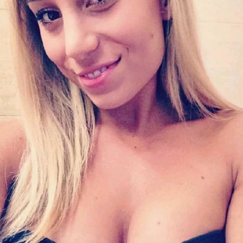 Eske (29) uit Zandhoven (Antwerpen) wilt afspreken voor sex