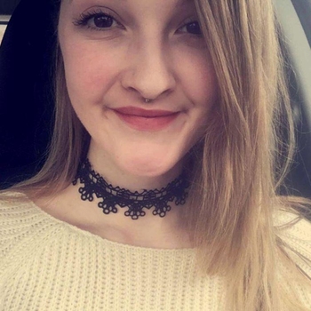mirre (26) uit Houthulst (West-vlaanderen) wilt afspreken voor sex