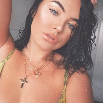 HelenasWorldWW (27) uit Hooglede (West-vlaanderen) wilt afspreken voor sex