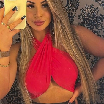 Afspreken met Kimmberlly? Meld je gratis aan en maak contact!