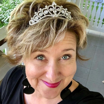 Luciende (64) uit Hooglede (West-vlaanderen) wilt afspreken voor sex